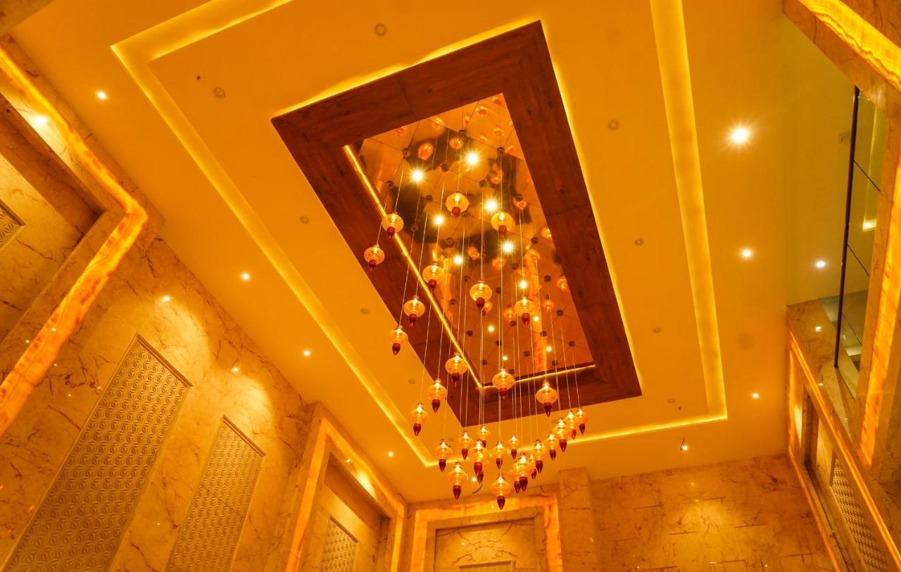 Pride Hotel Bhopal Exterior photo
