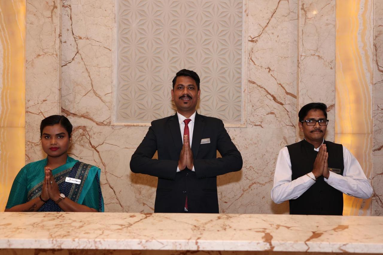 Pride Hotel Bhopal Exterior photo